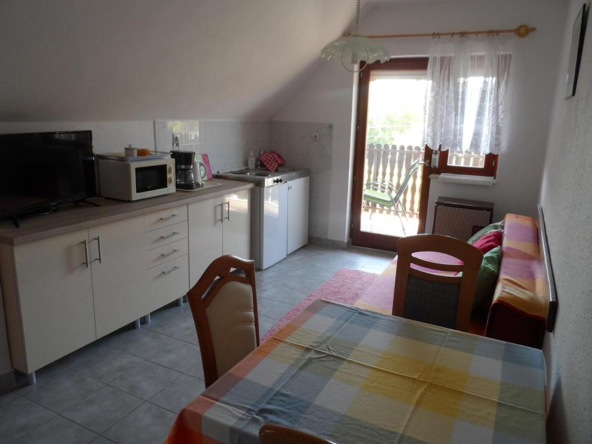 Apartman Berki Heviz Exterior photo