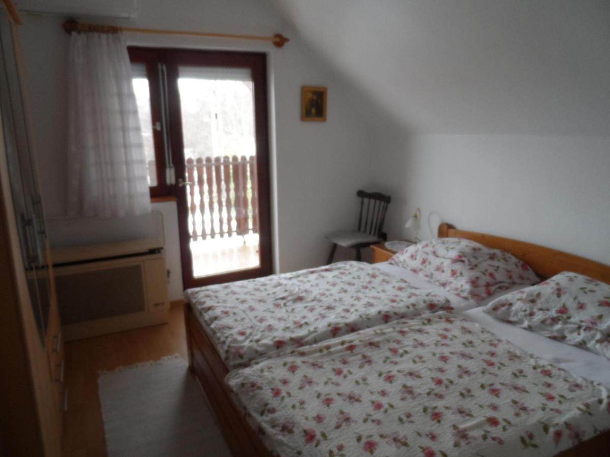 Apartman Berki Heviz Exterior photo